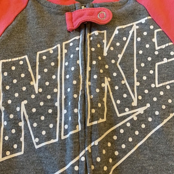 Nike baby girl footsie - Picture 2 of 3